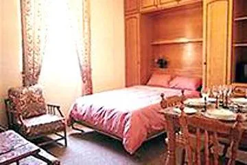Aparthotel Clover Complex 2*